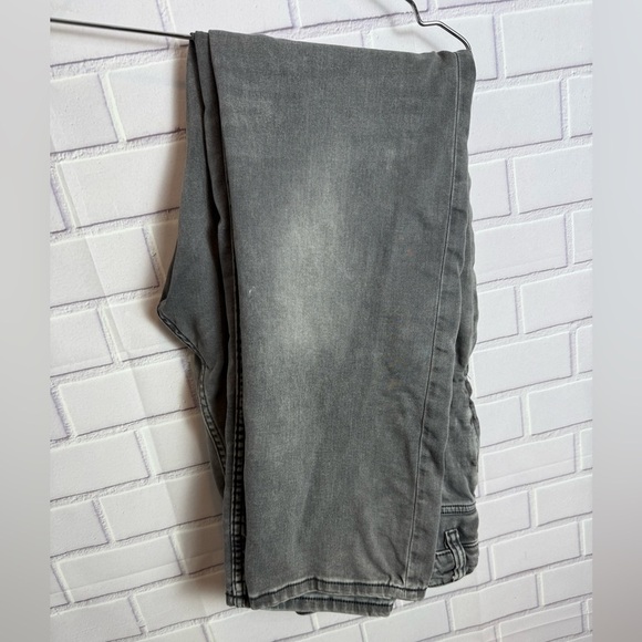 Only & Sons Men's Washed Gray Straight Leg Jeans Size
38x32 - Picture 10 of 11